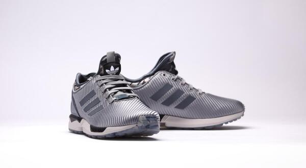 ぽこ adidas Originals ZX Flux NPS 